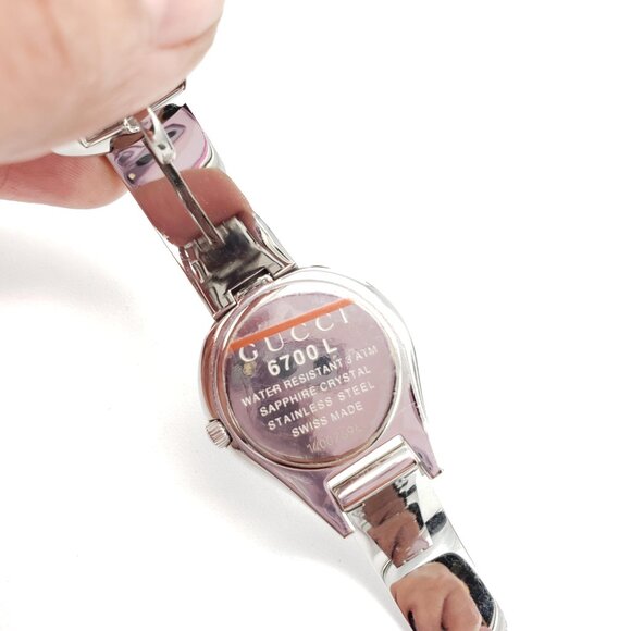 Gucci Watch 6700L Black X Silver Bangle Watch 103-110325 - Picture 3 of 16